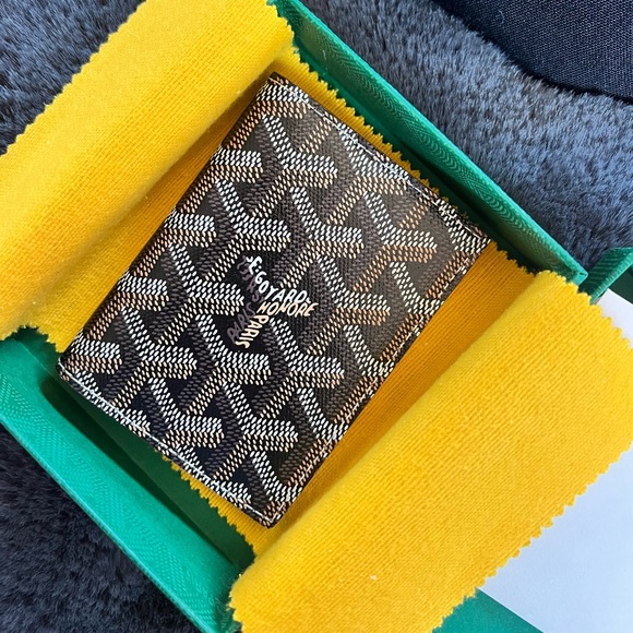 Goyard Single Fold Wallet - Picture 5 of 5